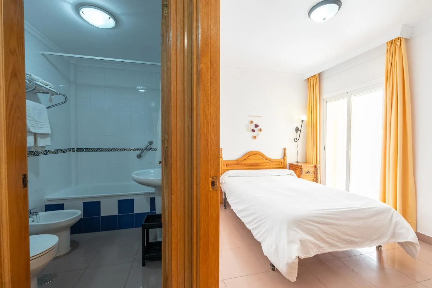 Apartamentos Solset 네르하 0*,